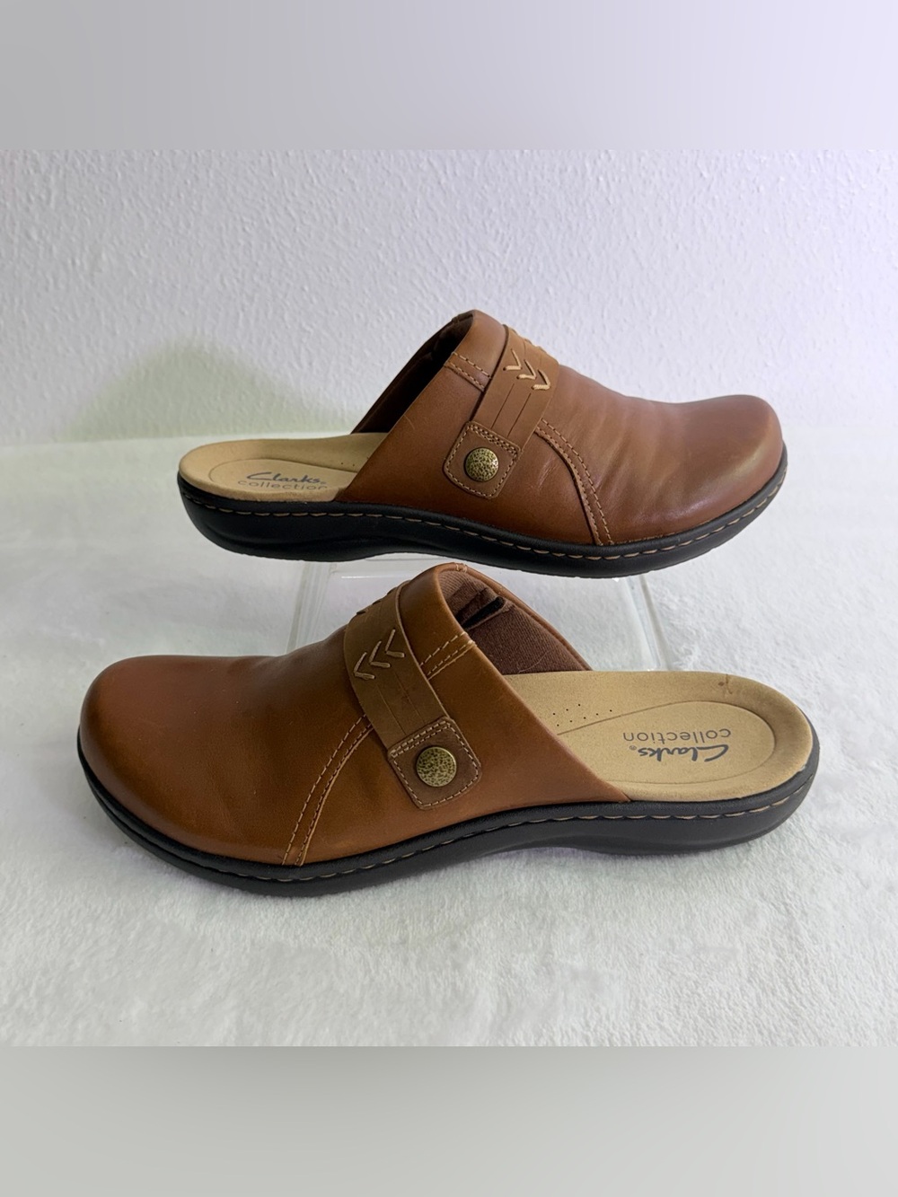 Clarks Women's Brown Leather Slip-On Clogs